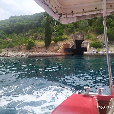 Glamping Peninsula Lustica Rose Villa Teodo Esterno foto