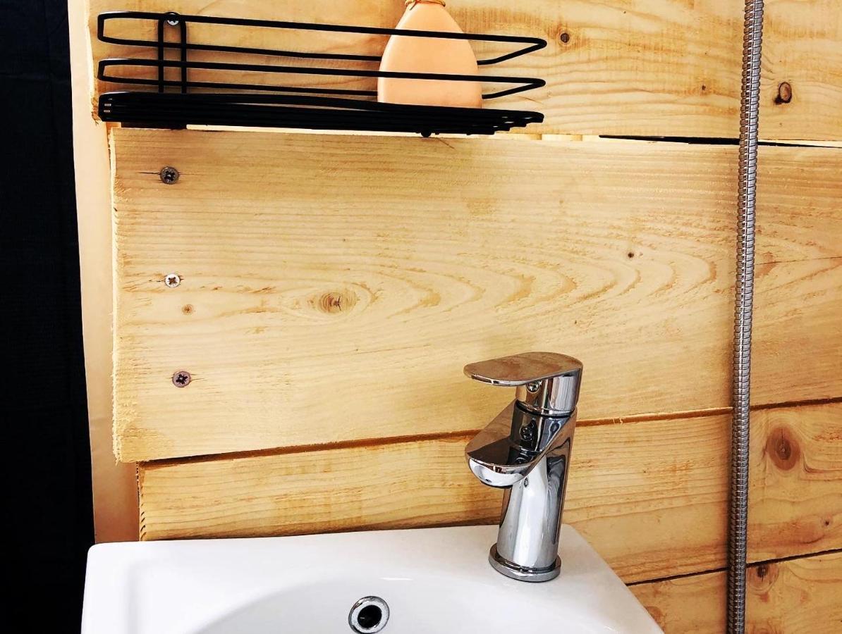 Glamping Peninsula Lustica Rose Villa Teodo Esterno foto