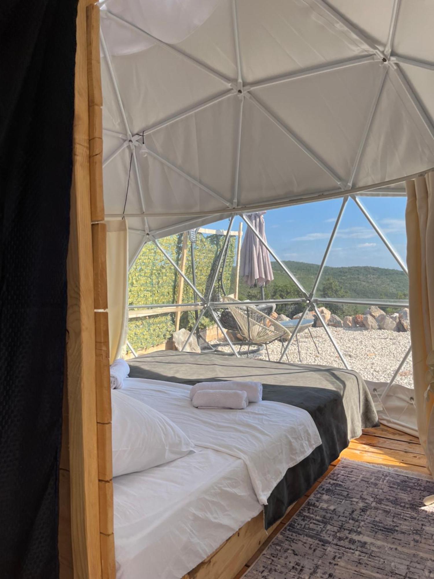 Glamping Peninsula Lustica Rose Villa Teodo Esterno foto